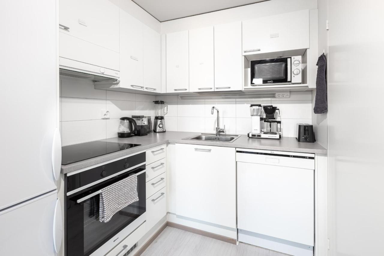 Valoisa Parvekkeellinen Kaksio, Oma Parkkipaikka Apartamento Tampere Exterior foto