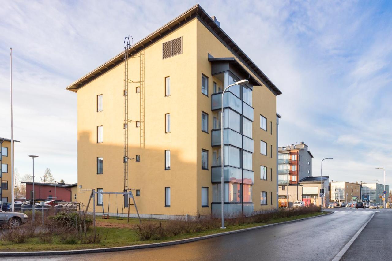 Valoisa Parvekkeellinen Kaksio, Oma Parkkipaikka Apartamento Tampere Exterior foto