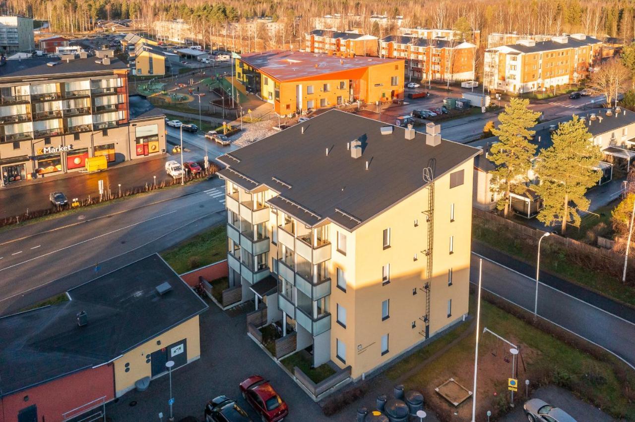 Valoisa Parvekkeellinen Kaksio, Oma Parkkipaikka Apartamento Tampere Exterior foto